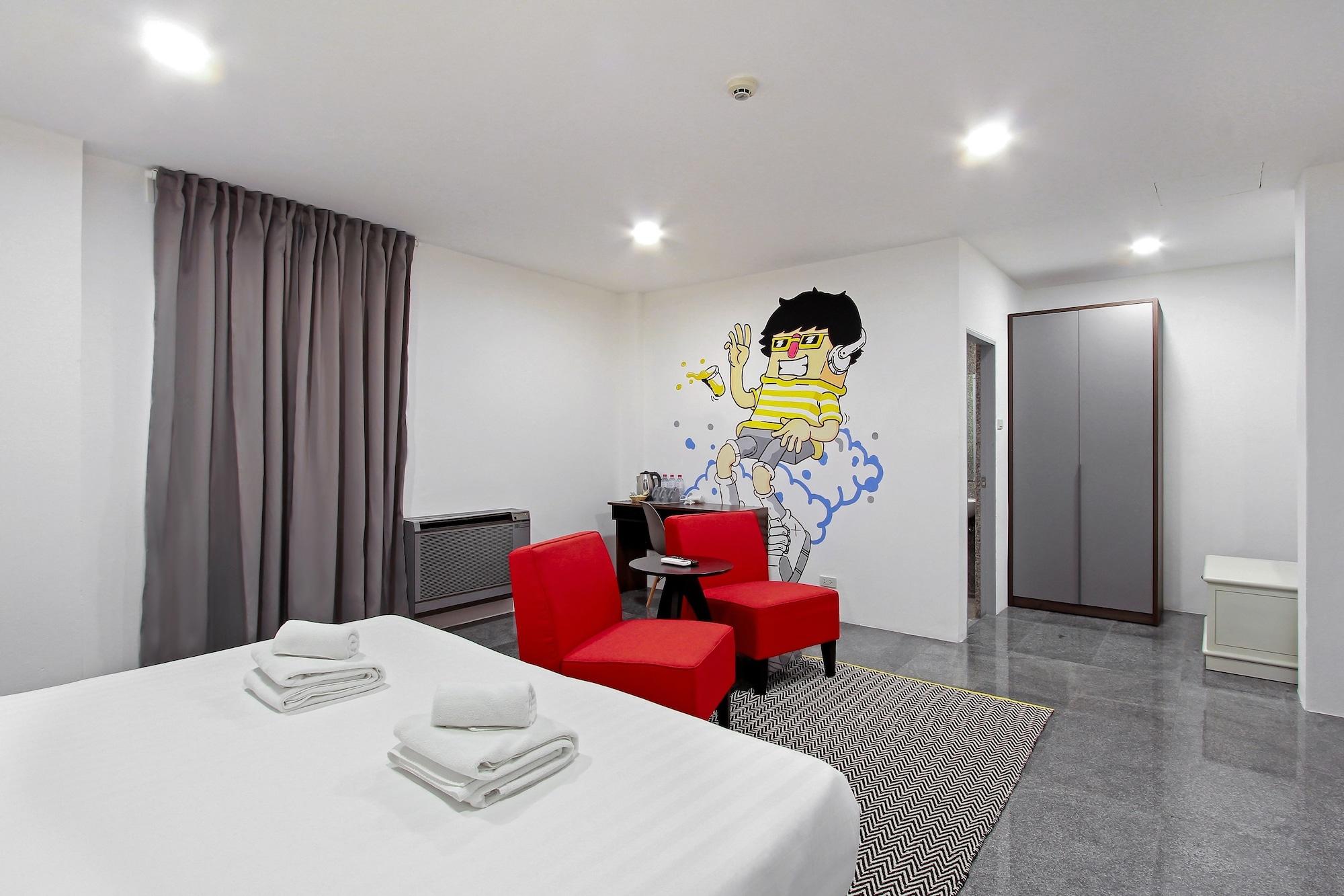 Pula Silom Hotel Банкок Екстериор снимка