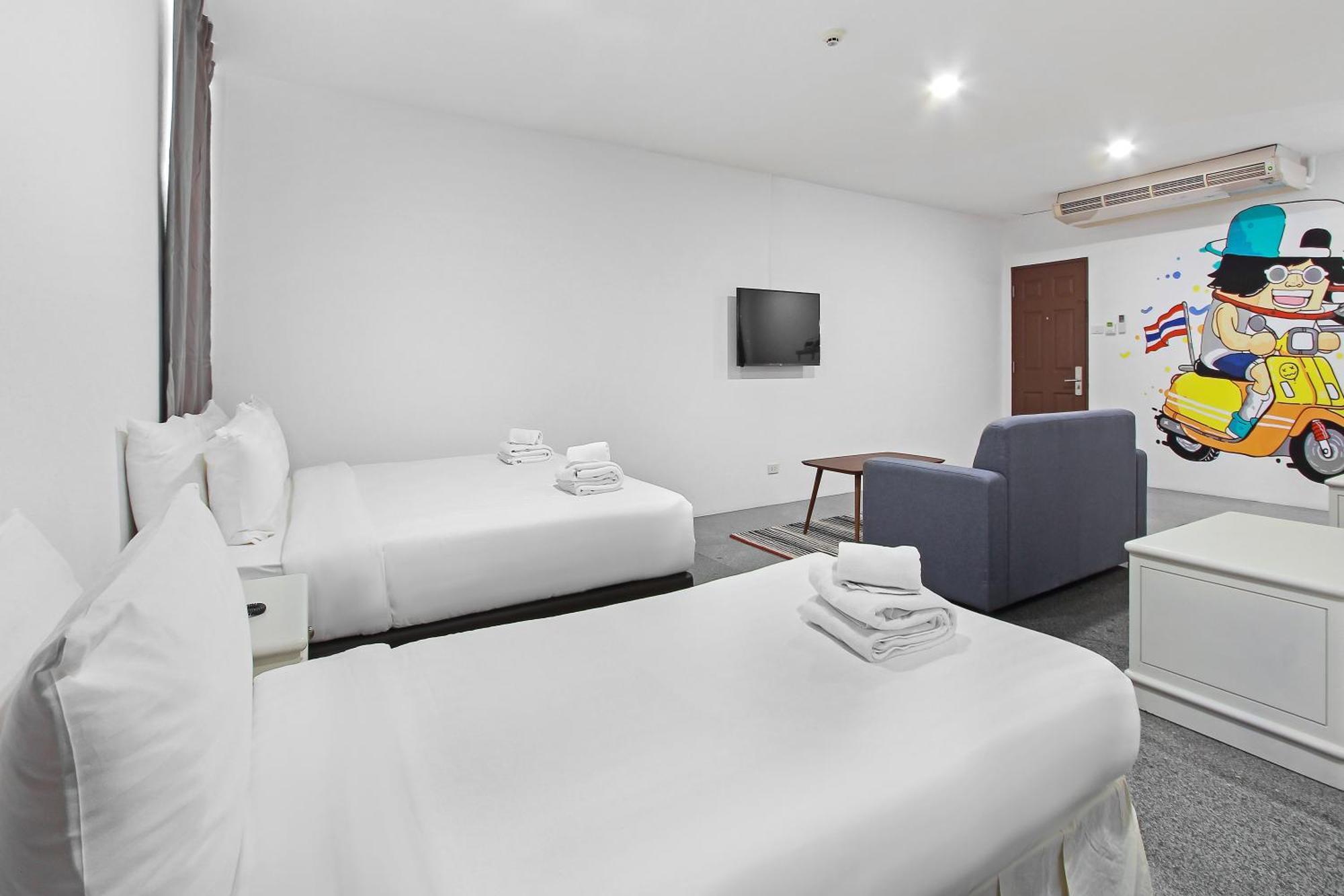 Pula Silom Hotel Банкок Стая снимка